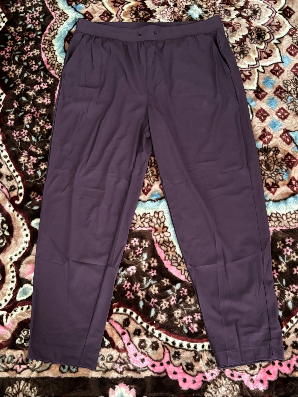 Kirkland Signature Woman’s pants L